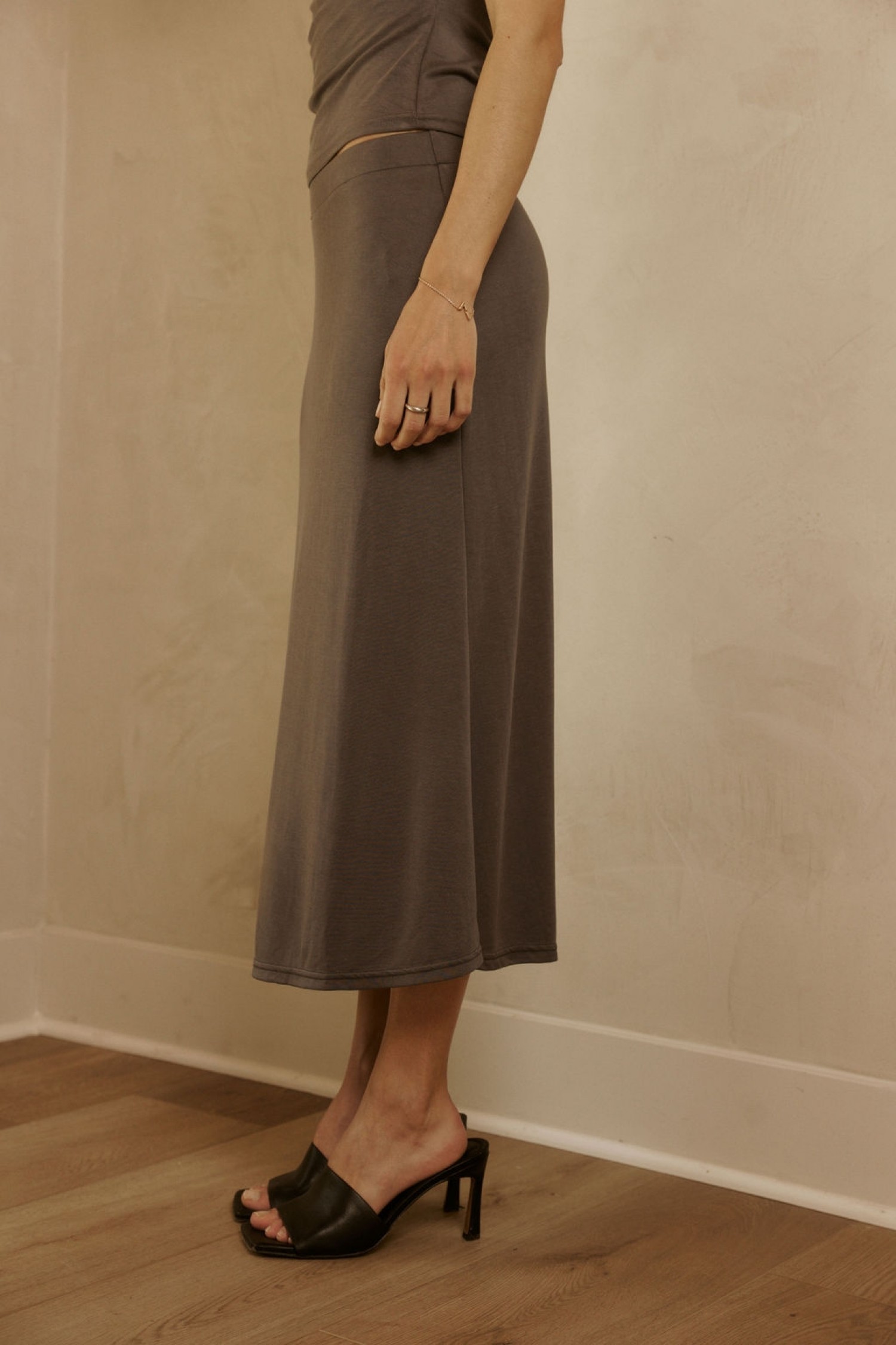 SM5069-OLIVE
