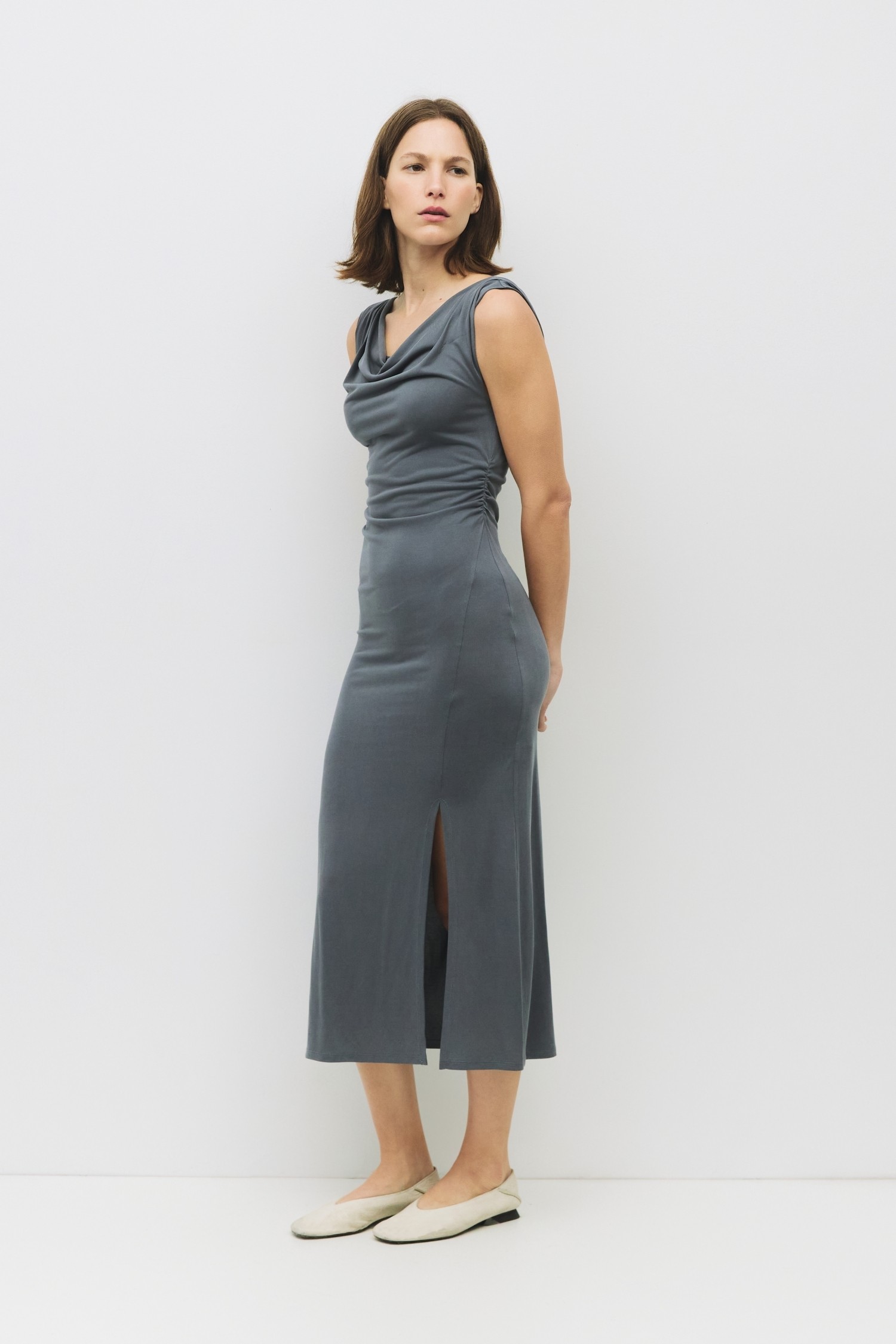 DAR0085-CHARCOAL
