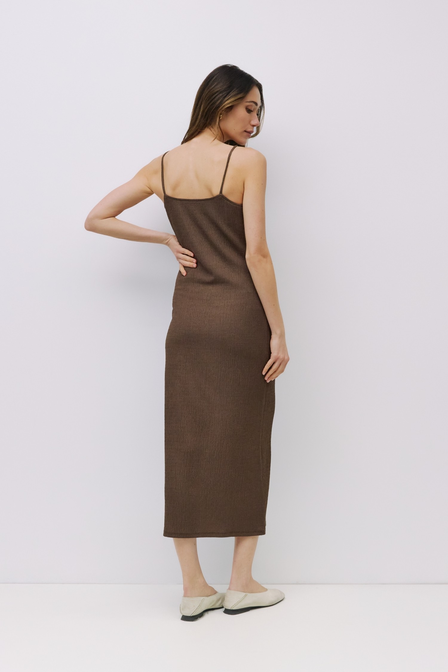 DAR0426-BROWN