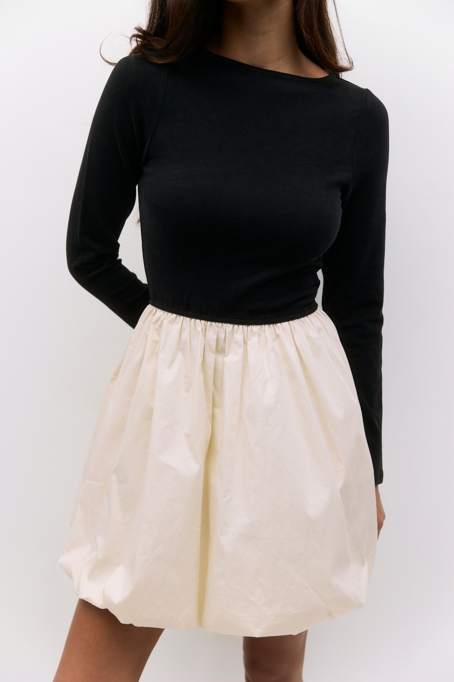 DAR0540-BLACK-CREAM