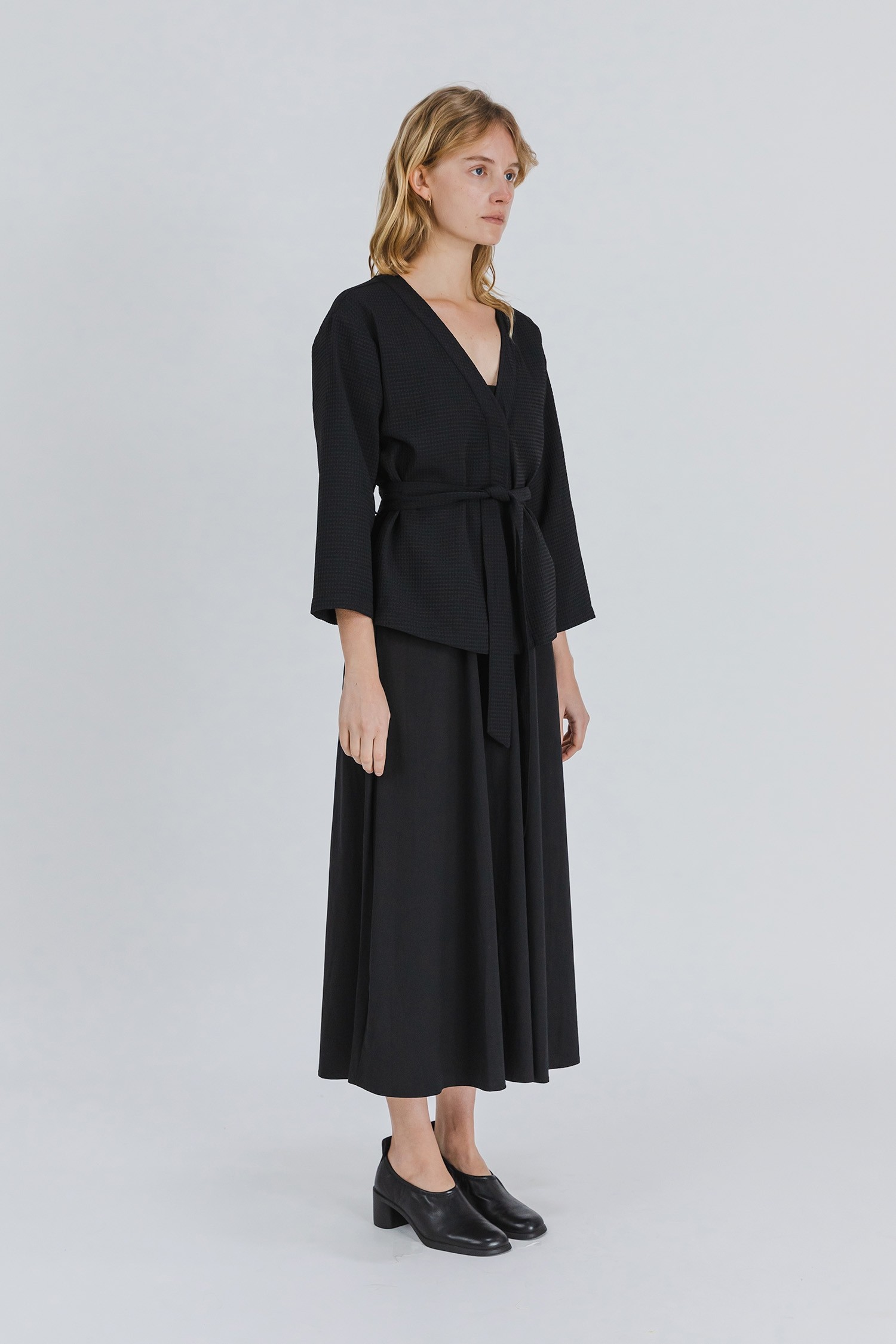 DM1350-BLACK