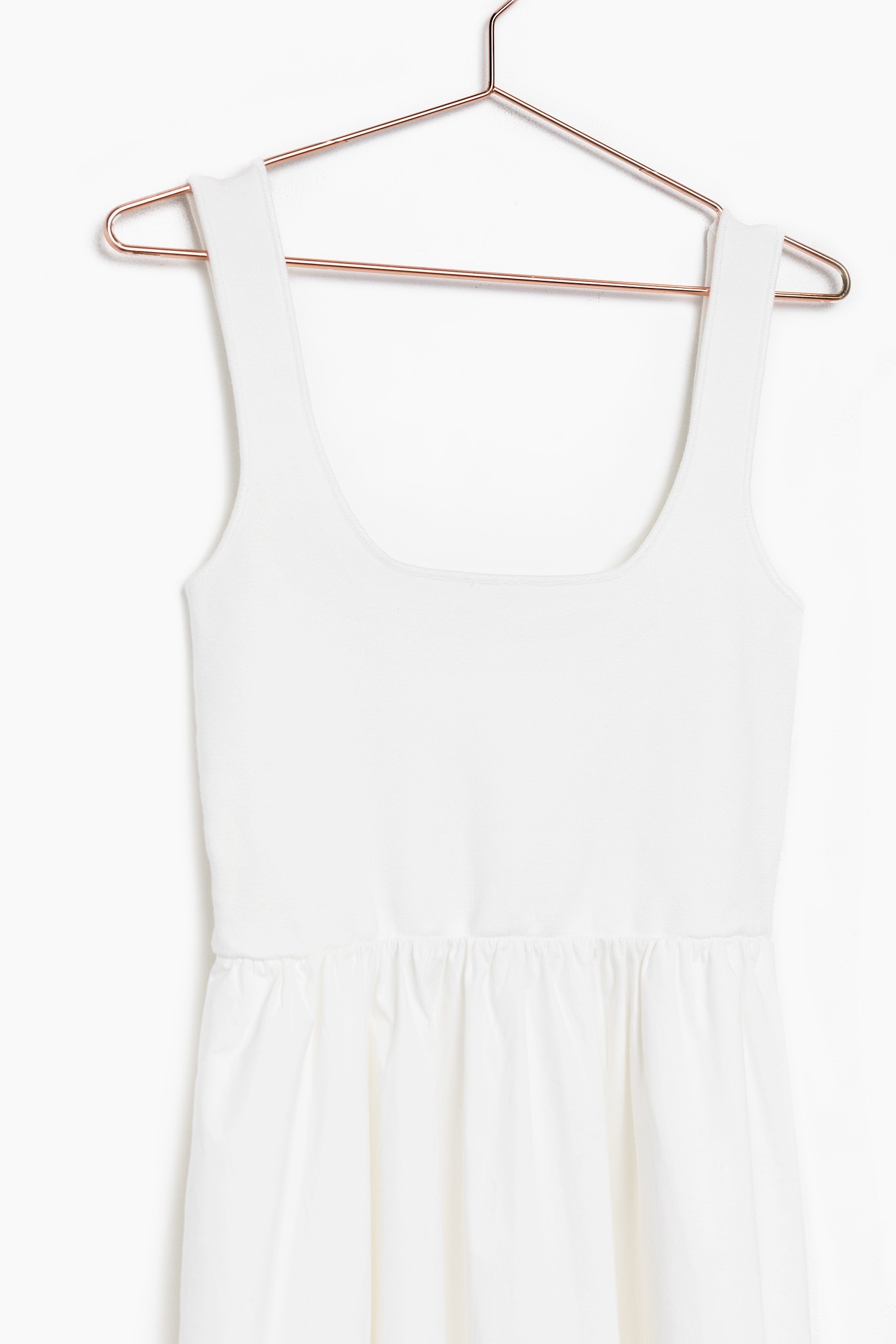 DM1350-WHITE