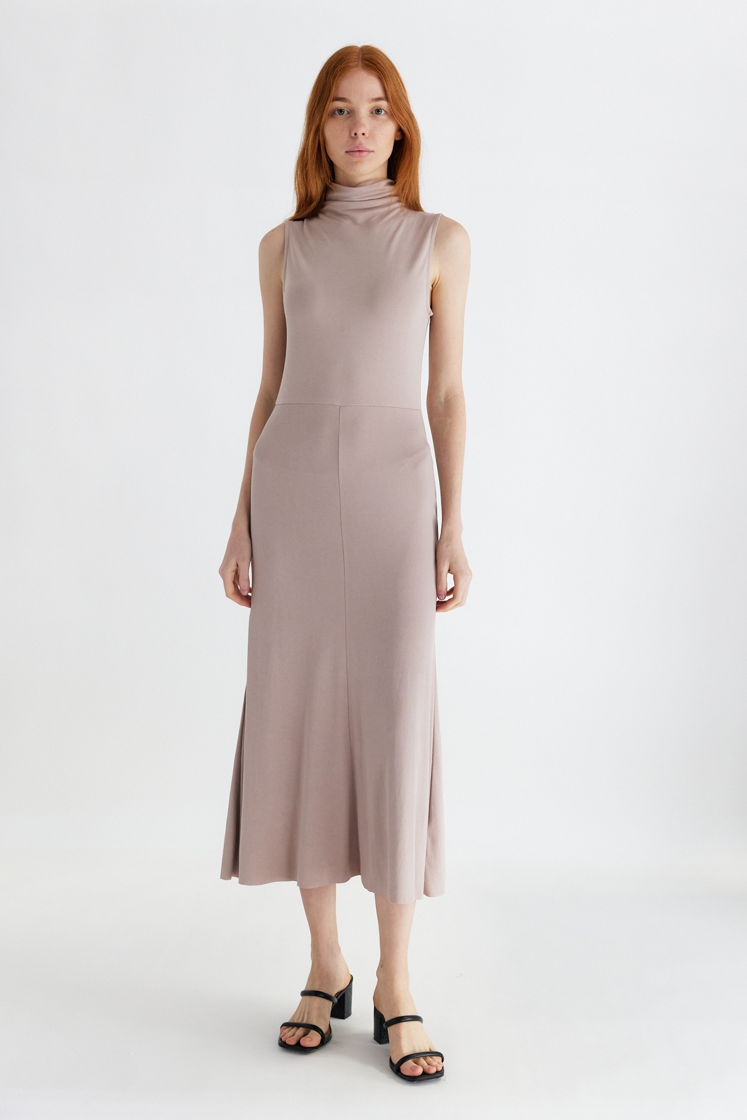 DM1477-PALE MAUVE