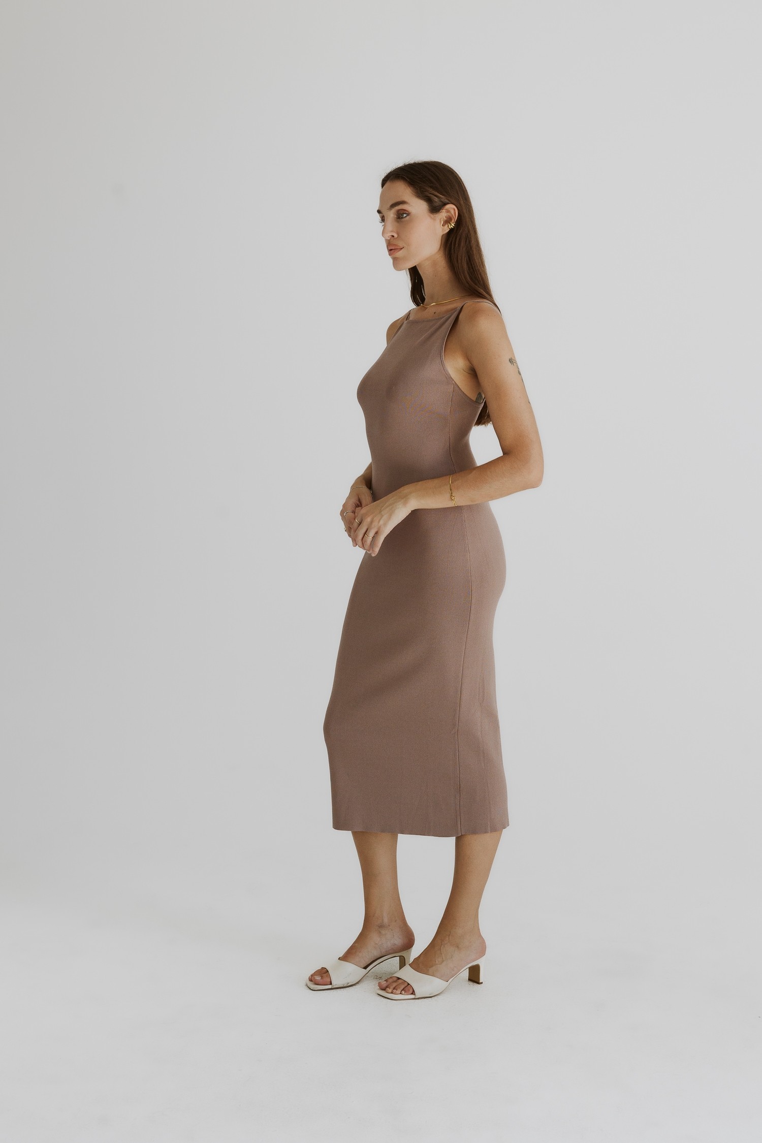 DM1493-TAUPE