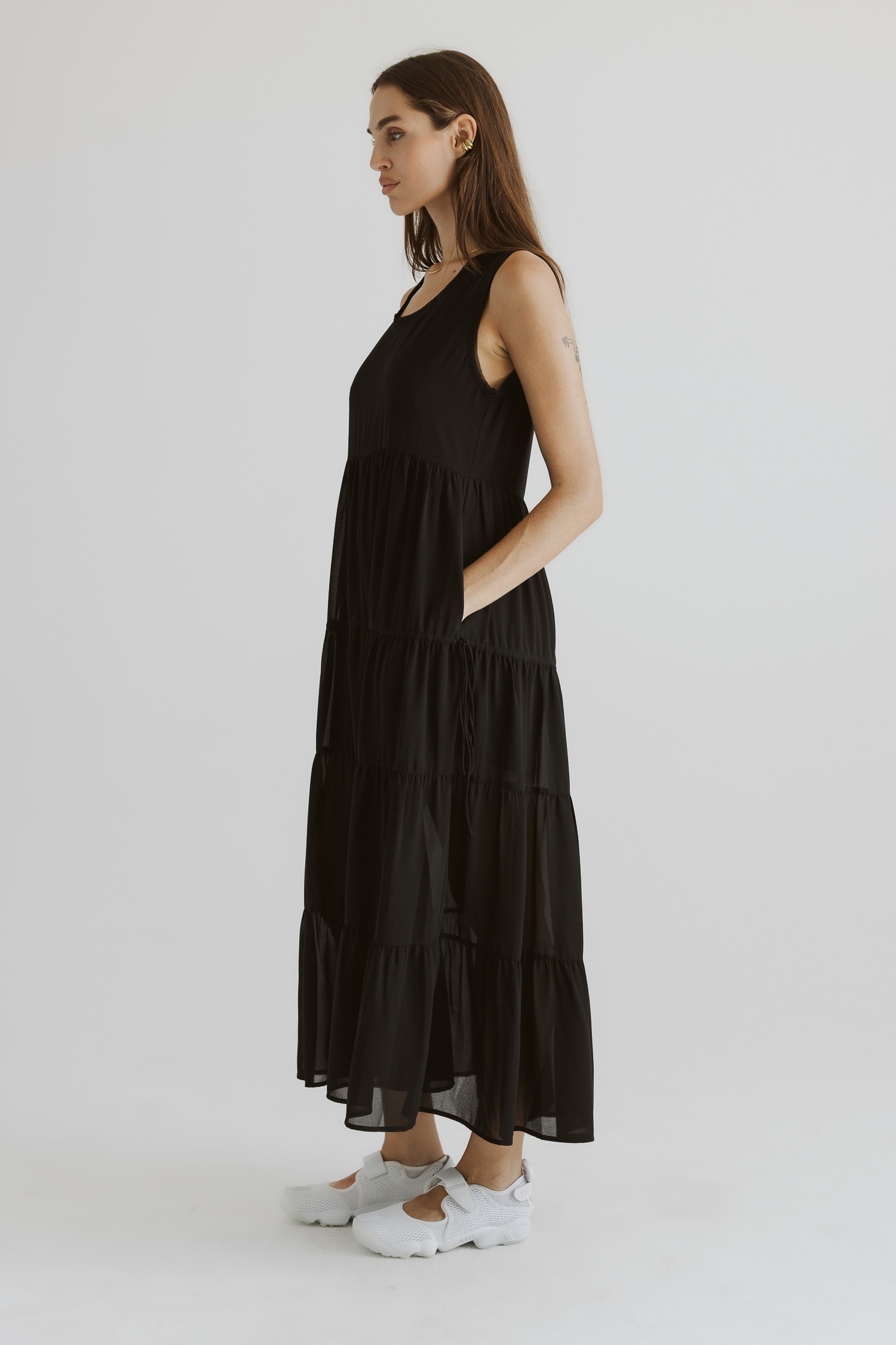 DM1502-BLACK