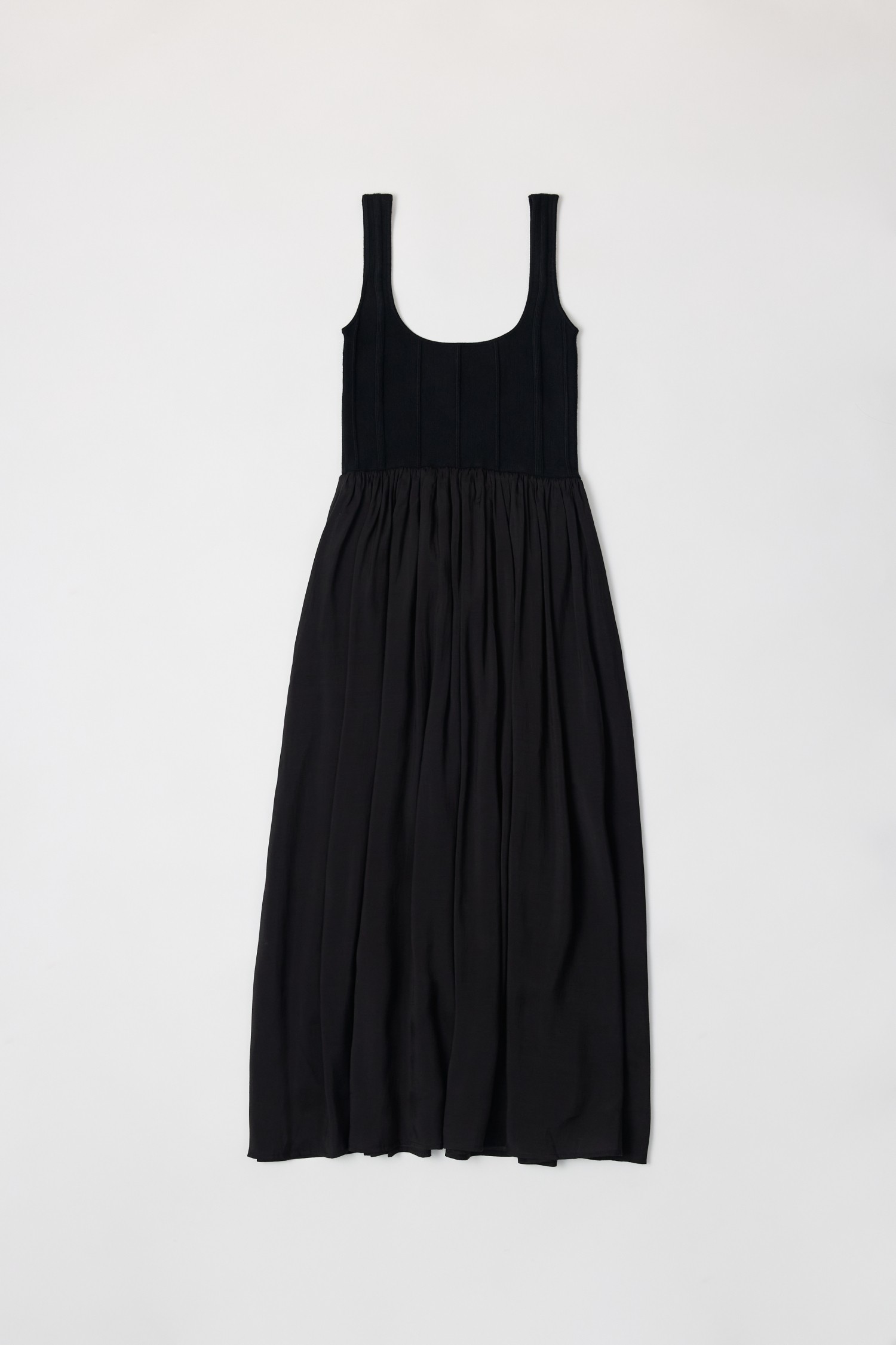 DM1579-BLACK