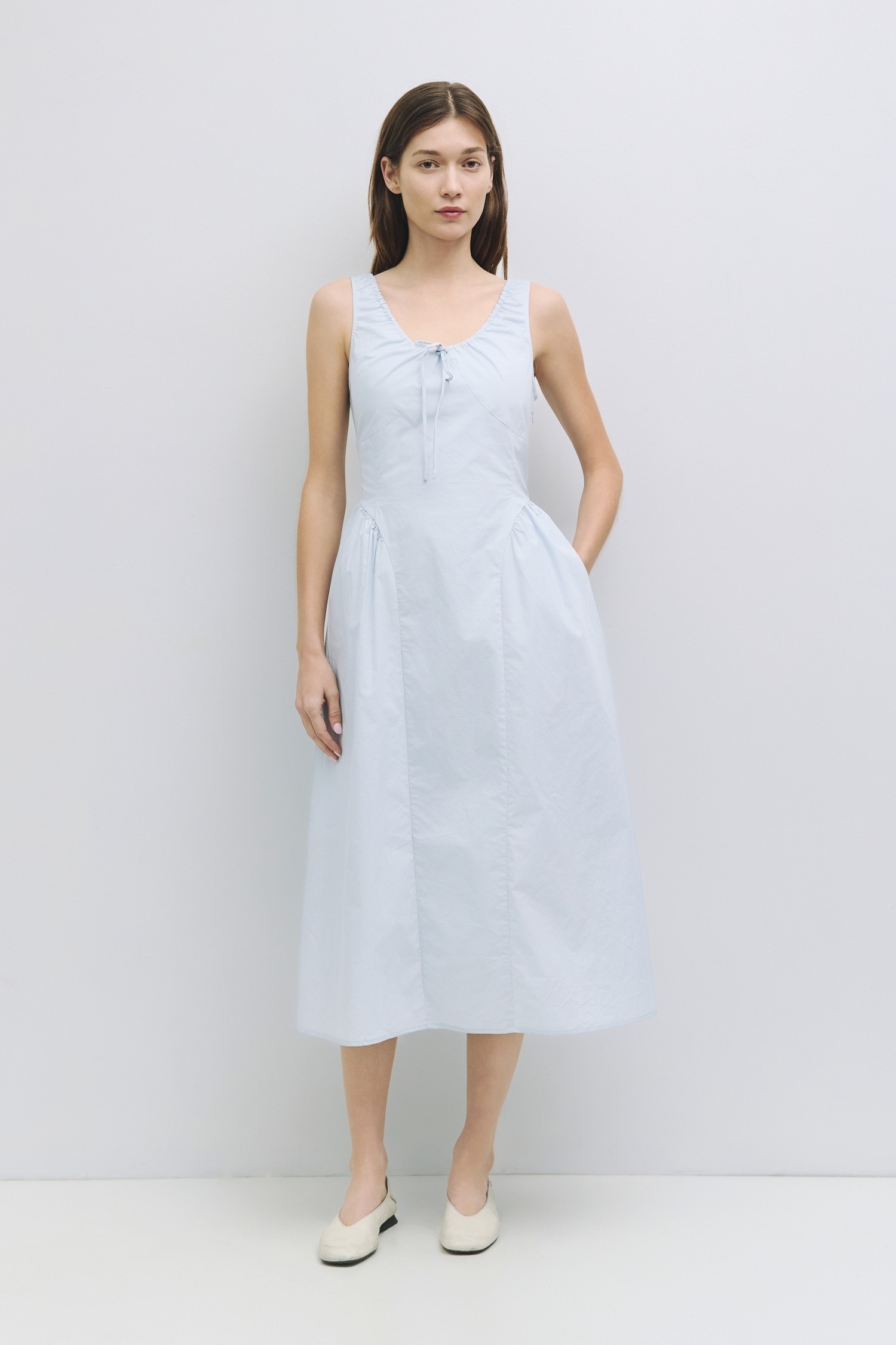 DM1585.-BLUE