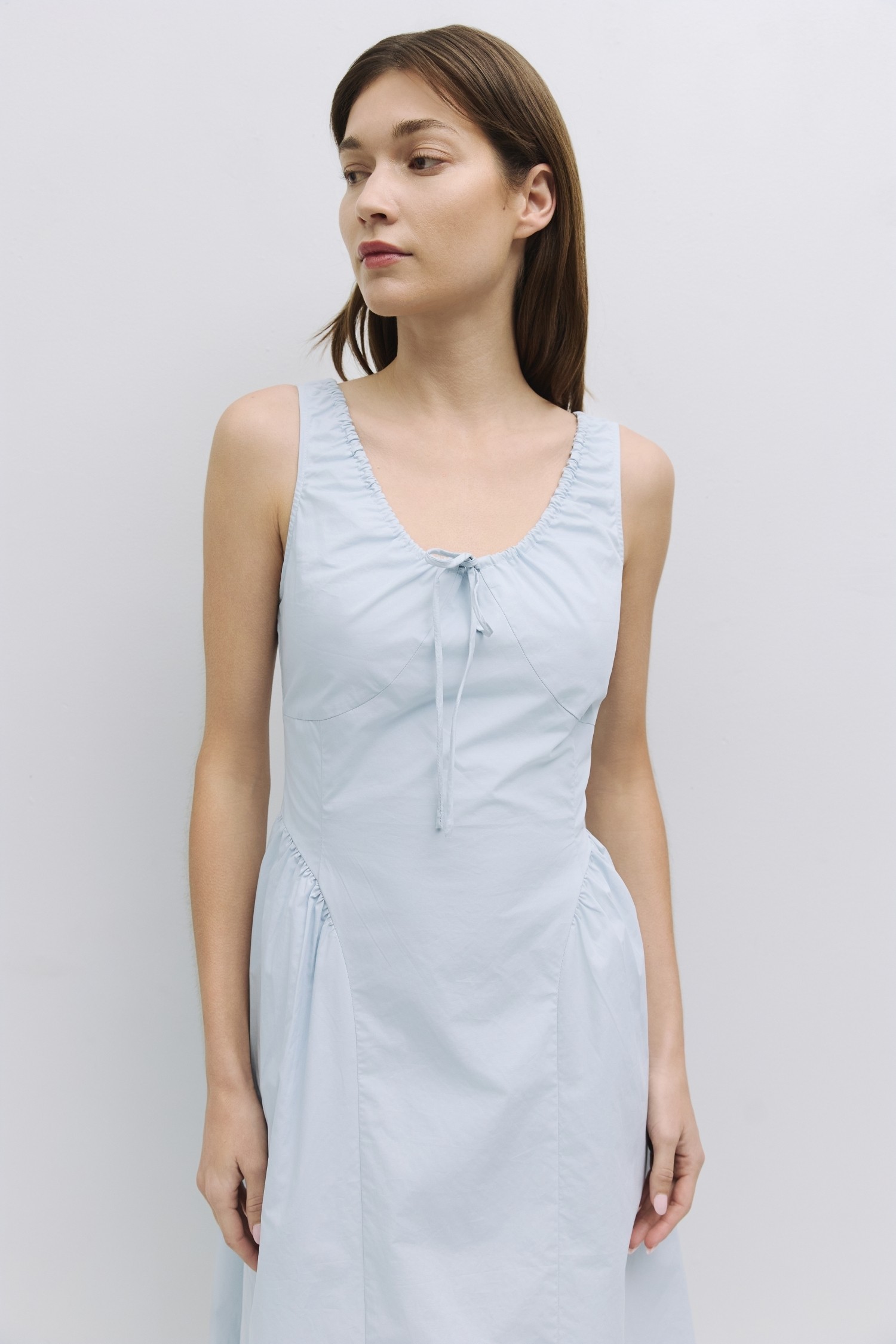 DM1585.-BLUE