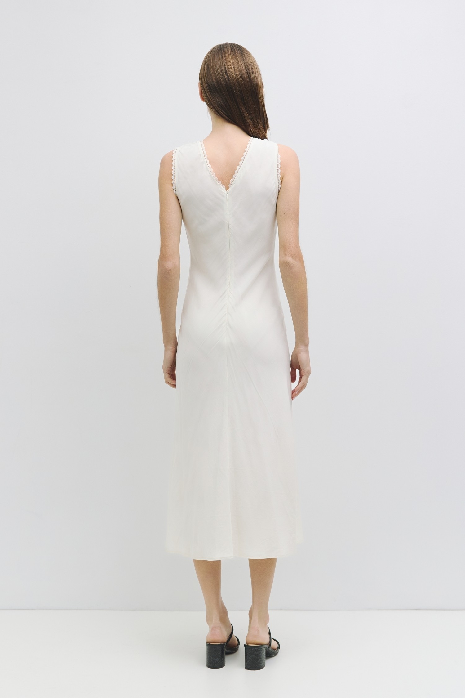 DM1586-CREAM