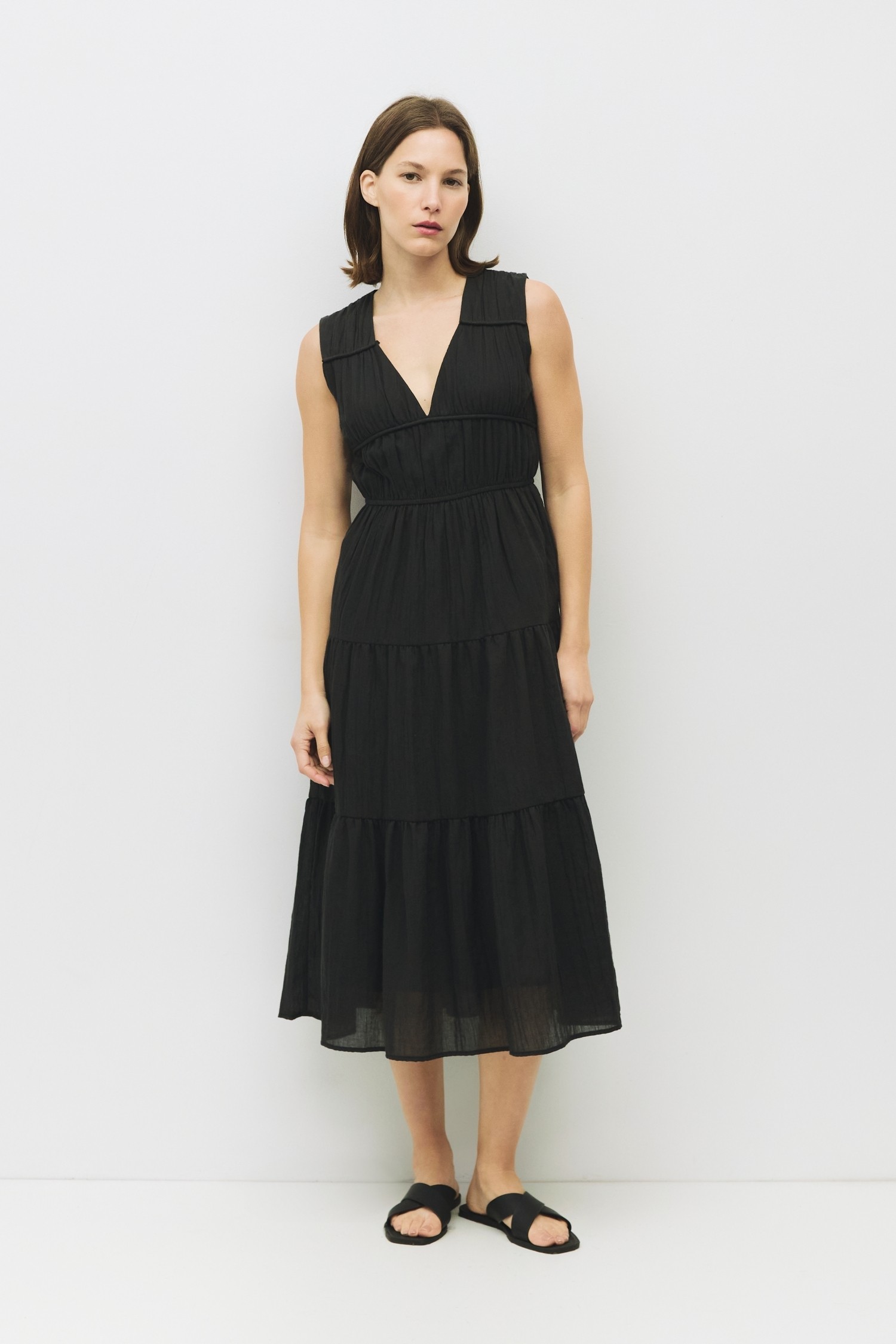 DM1588-BLACK