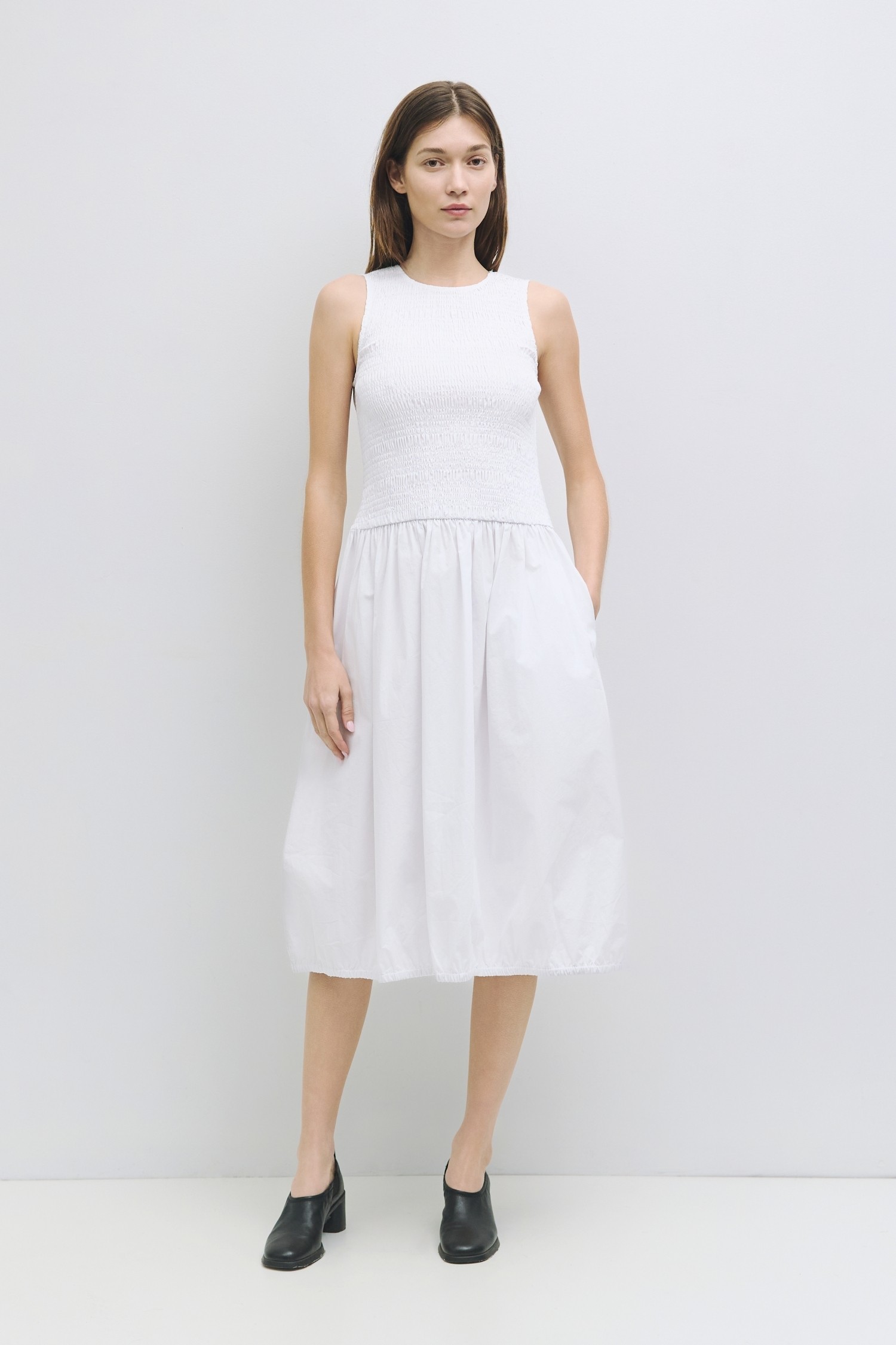 DM1598-WHITE