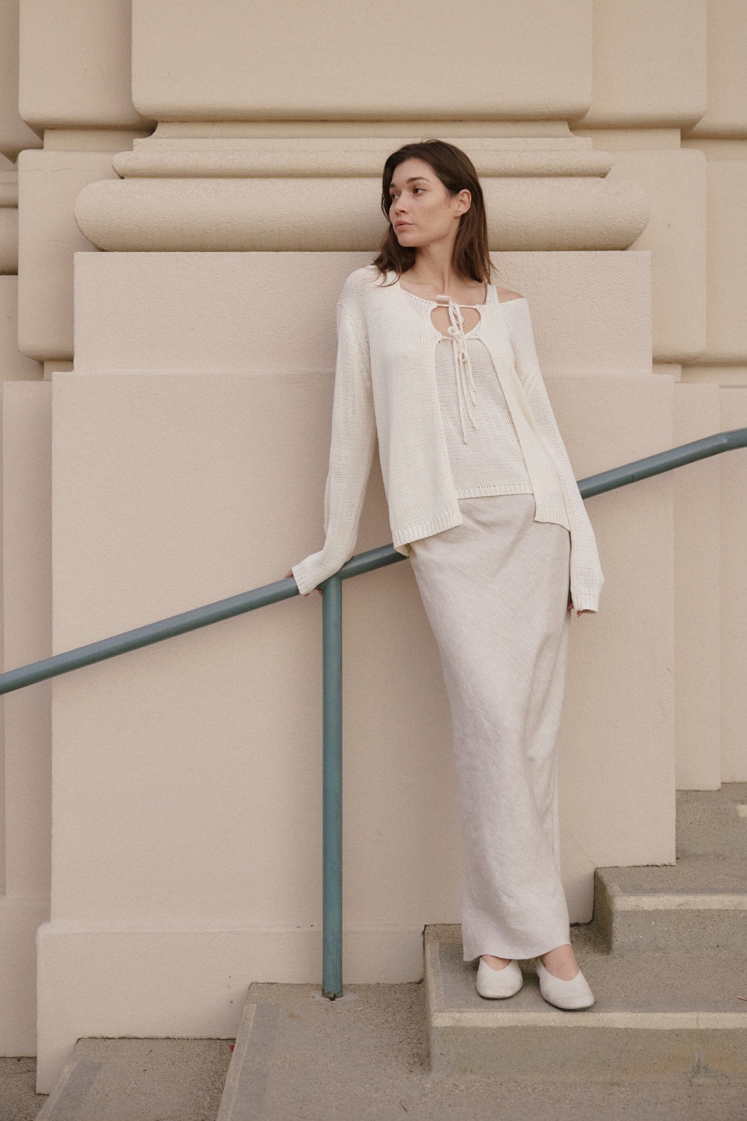 OM1052-CREAM