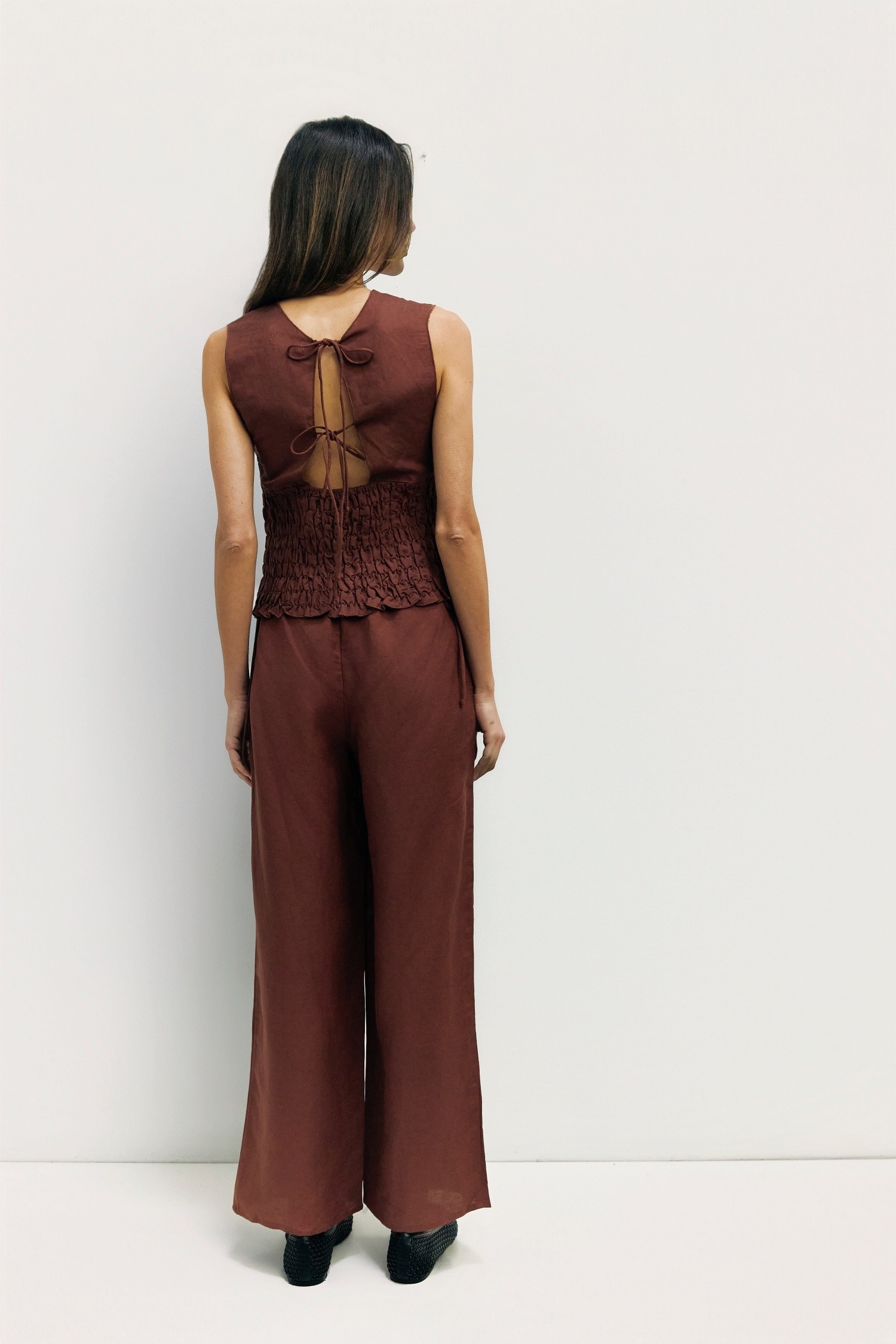 PAR0385-BROWN