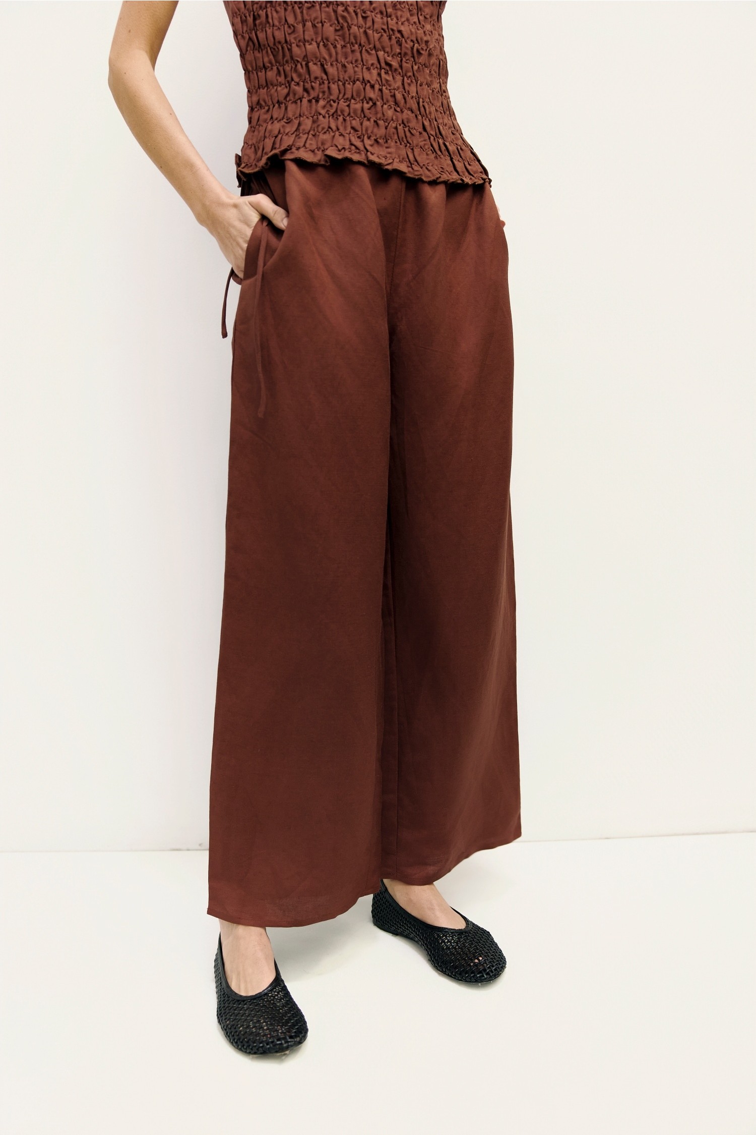 PAR0385-BROWN