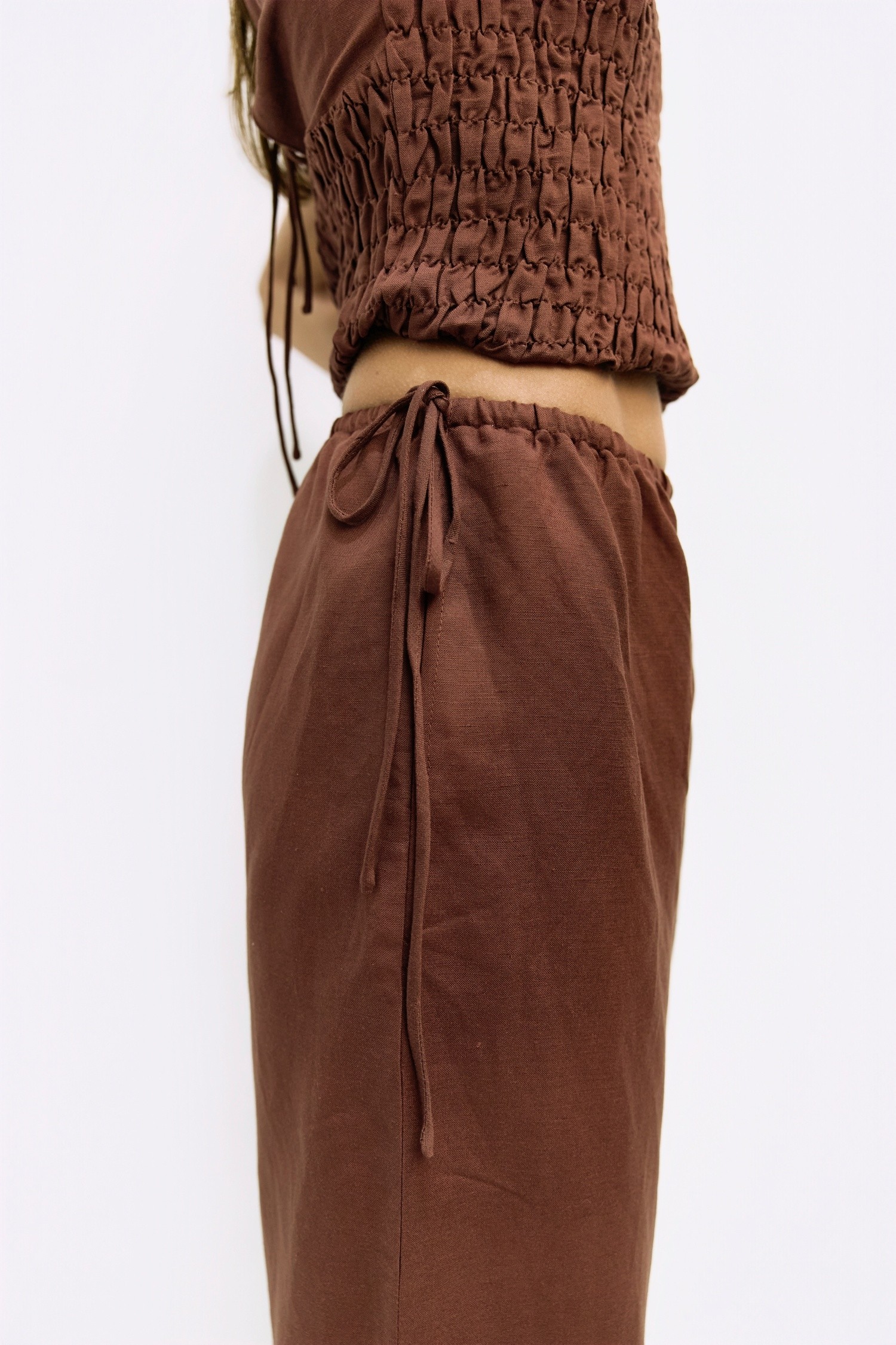 PAR0385-BROWN
