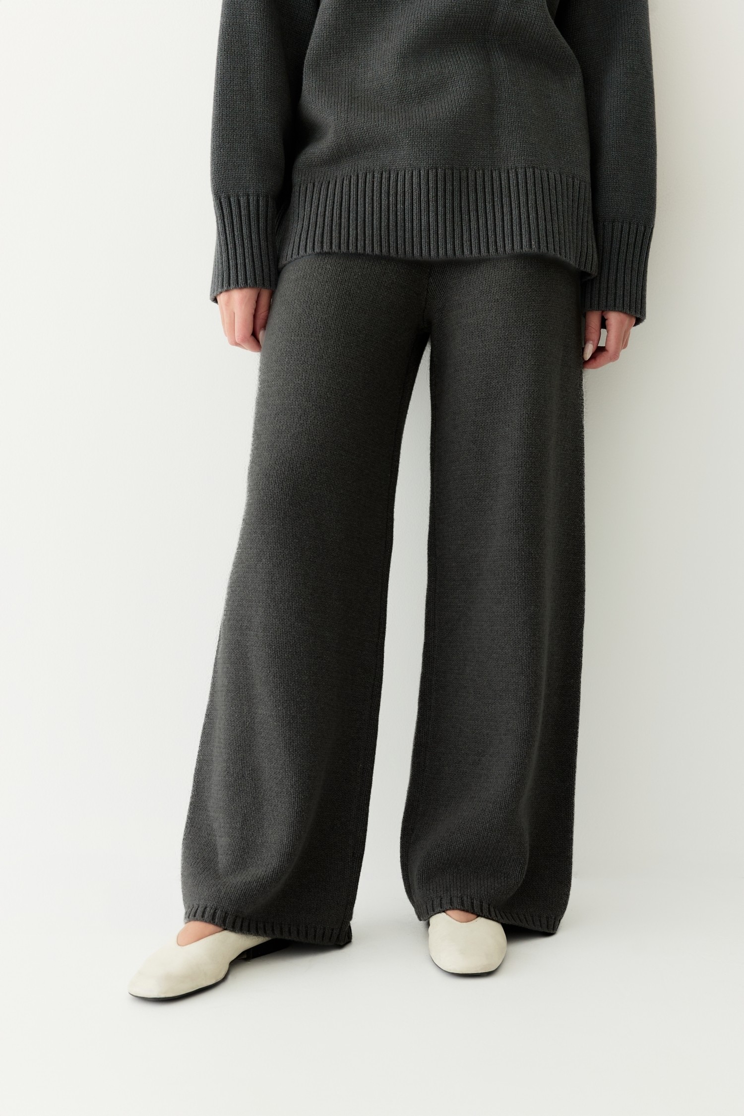 PM1128-CHARCOAL