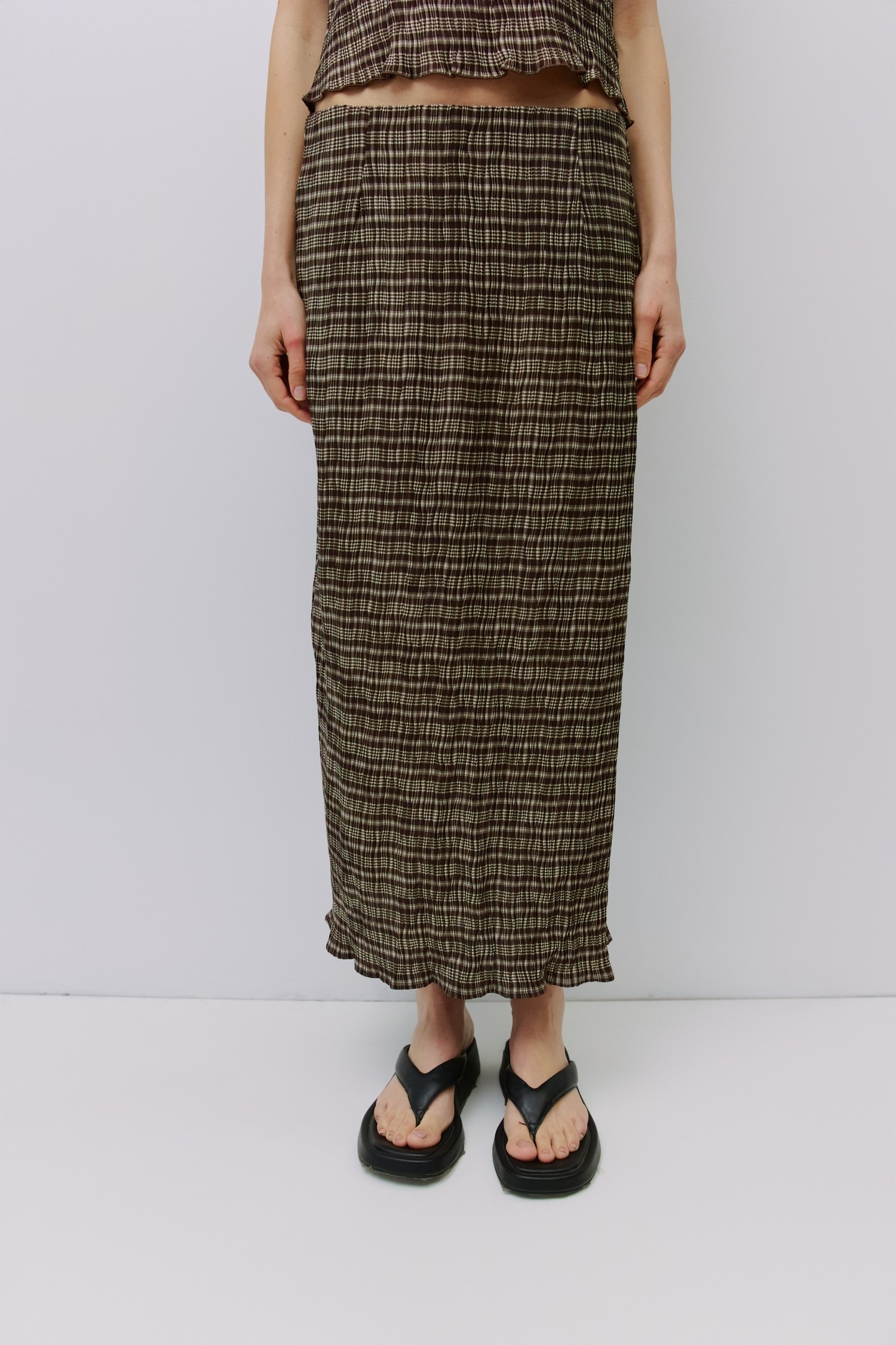 SAR0077.-BROWN