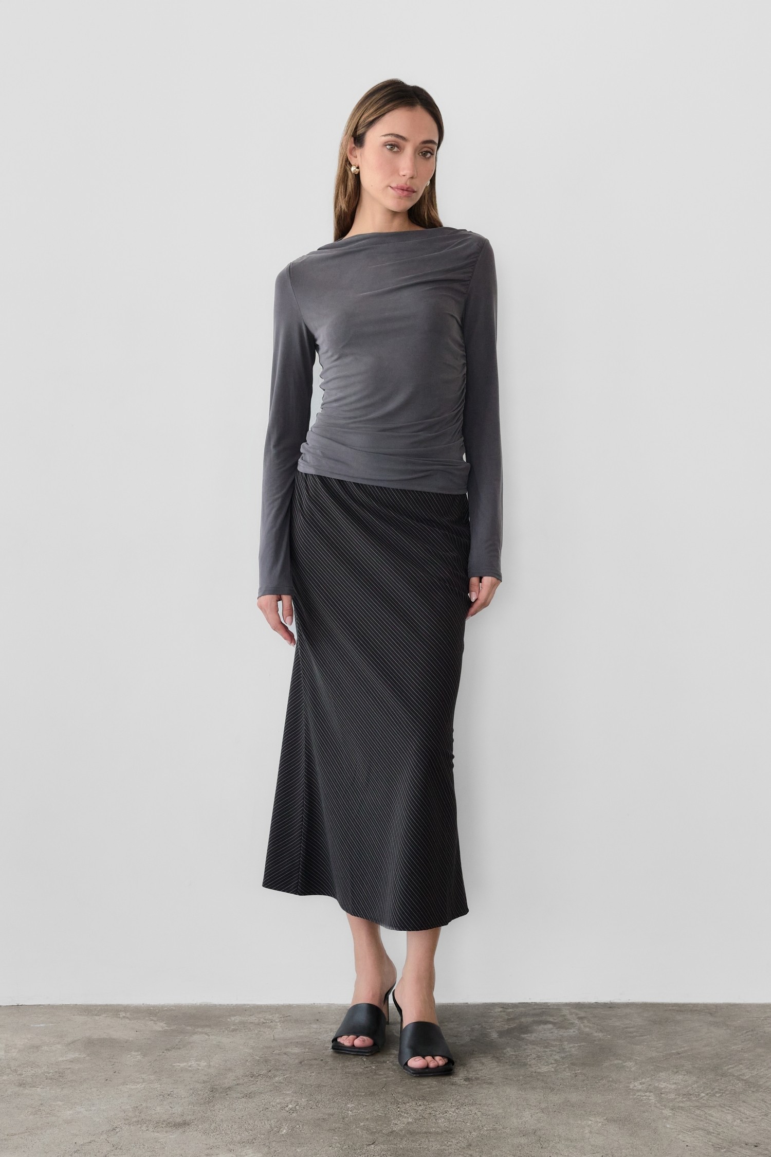 SM5137-BLACK
