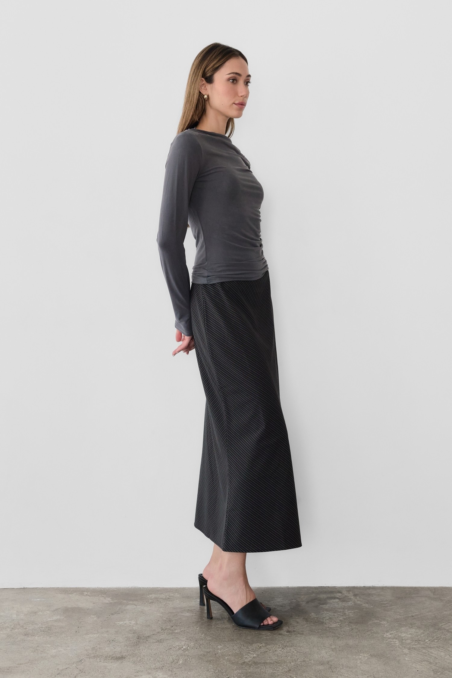 SM5137-BLACK