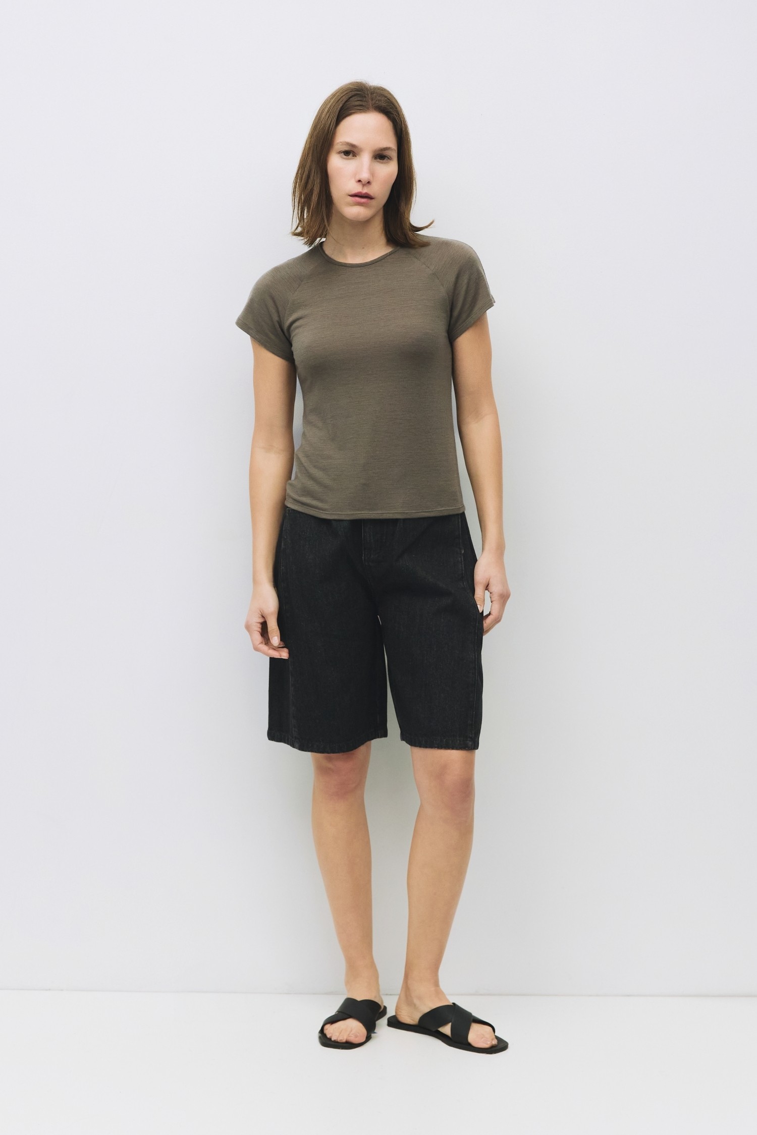 TAR0258.-TAUPE