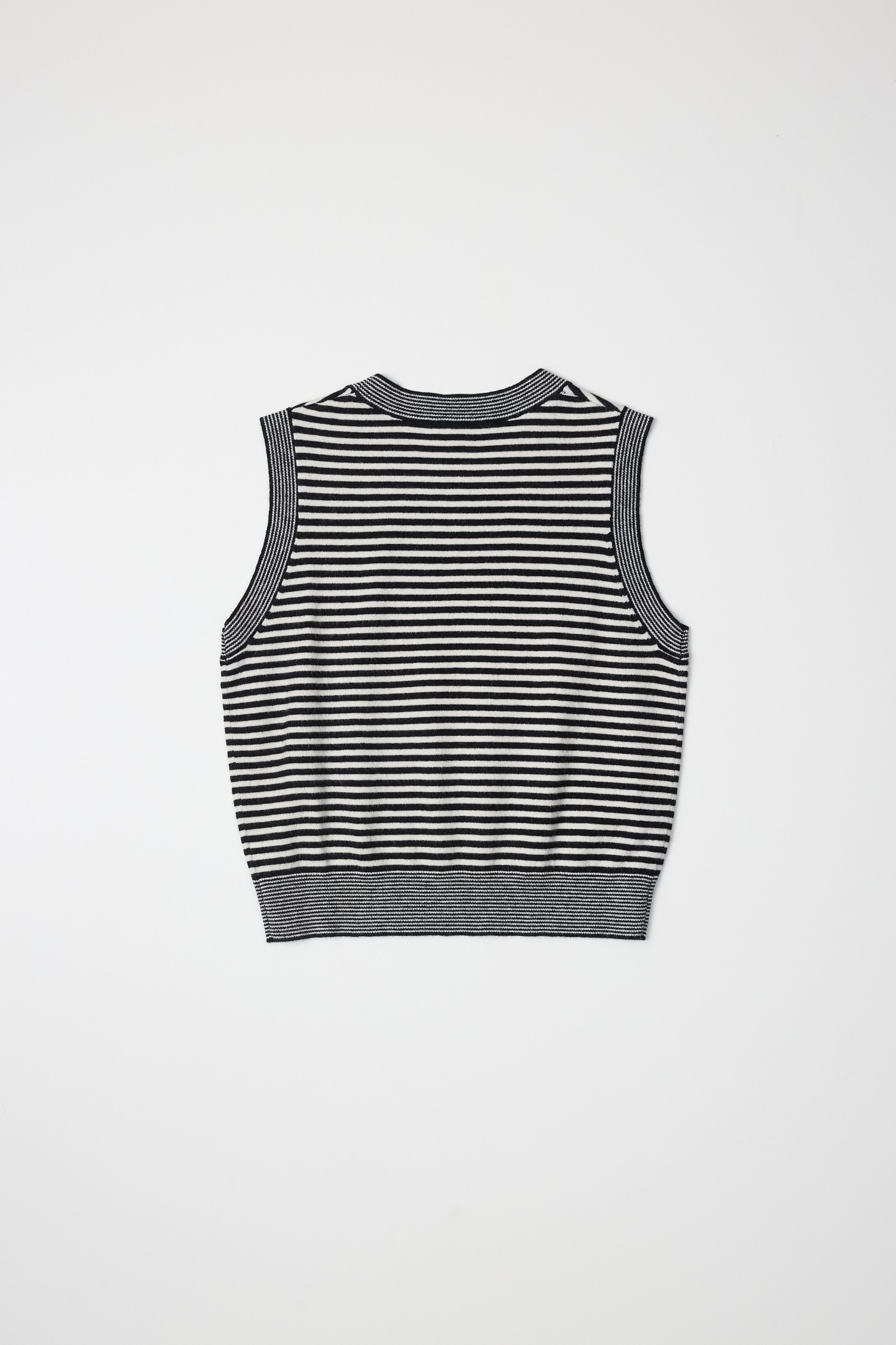 TAR0266-BLACK/WHITE
