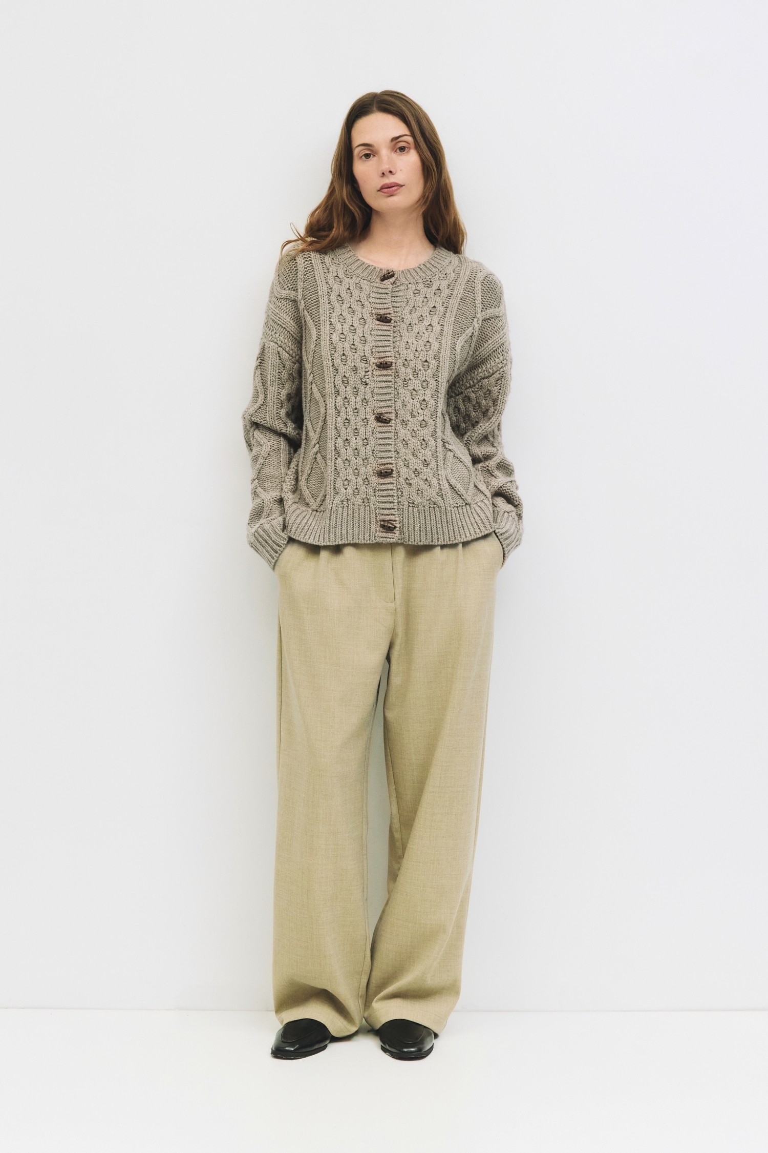 TAR0293-TAUPE
