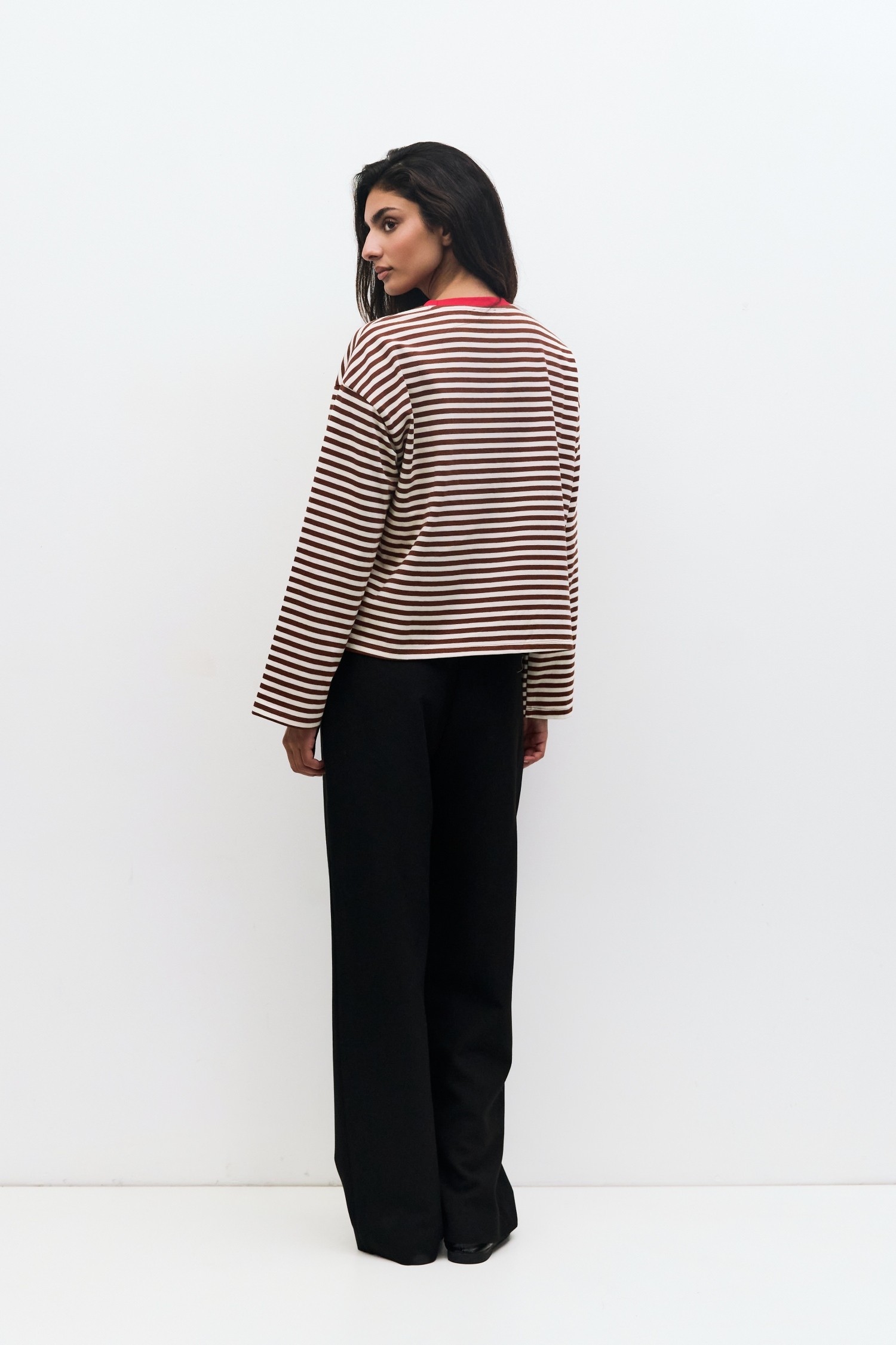 TAR0434-BROWN-WHITE