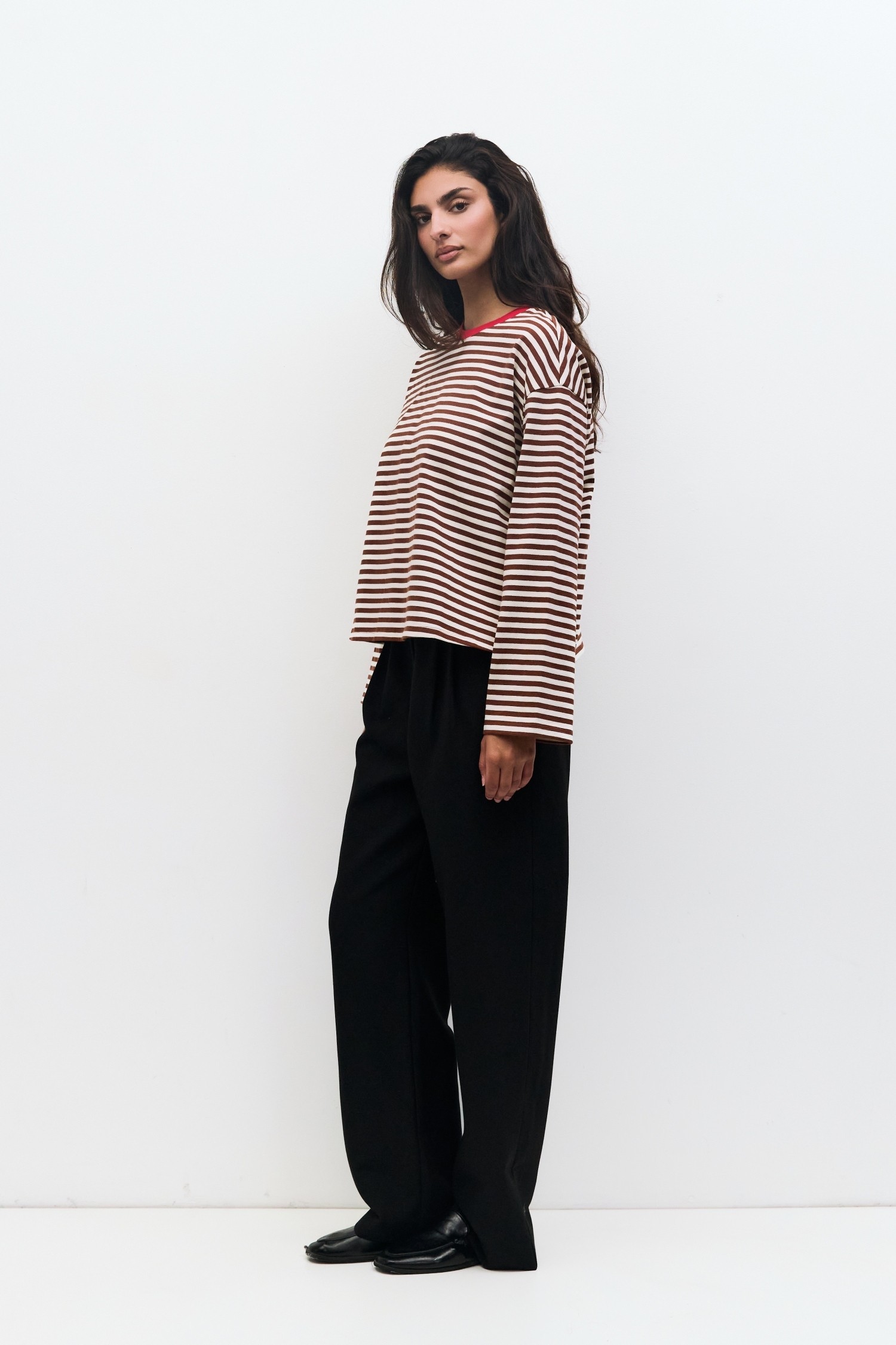 TAR0434-BROWN-WHITE