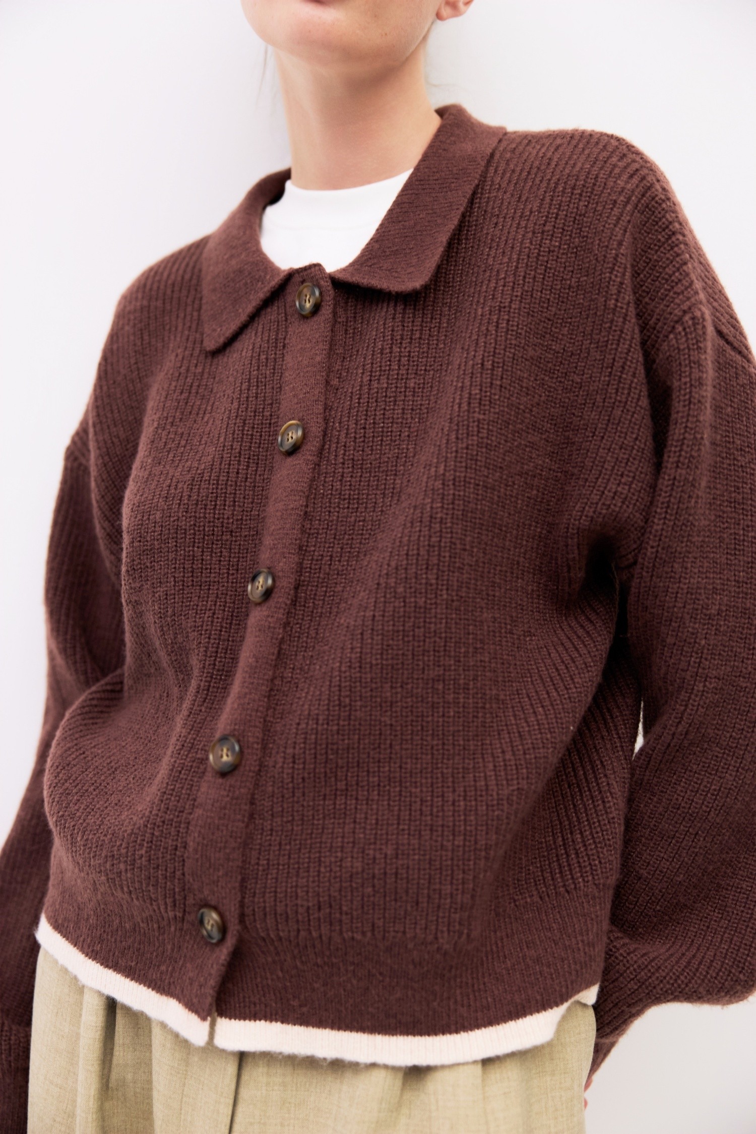 TAR0483-BROWN-CREAM