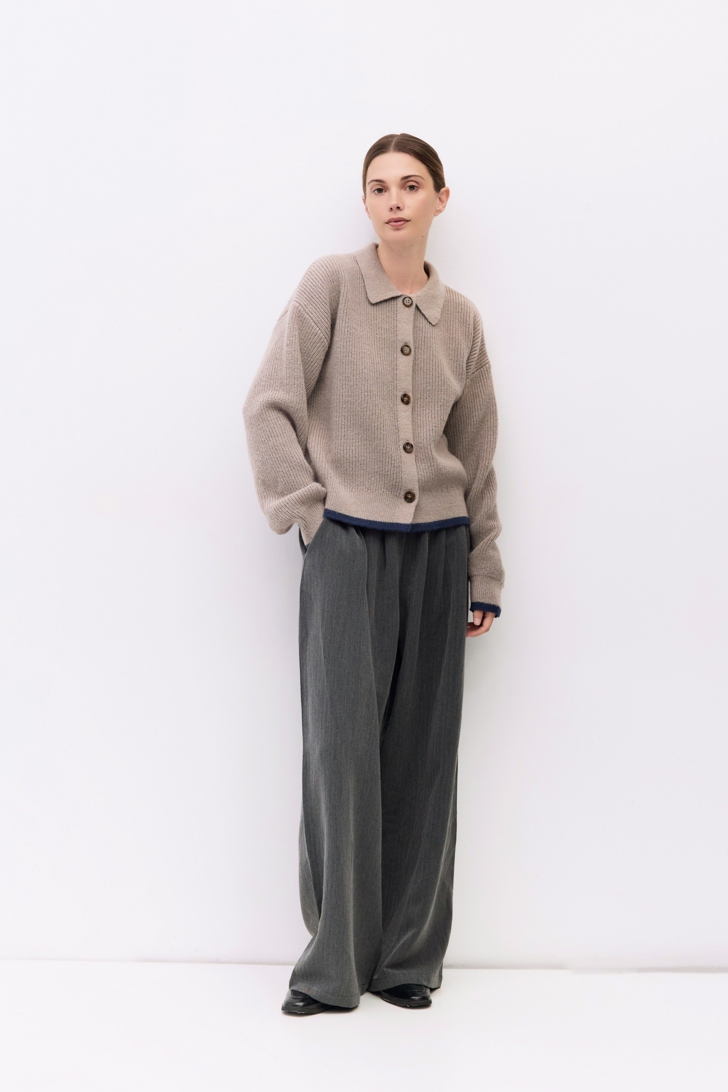 TAR0483-TAUPE-NAVY