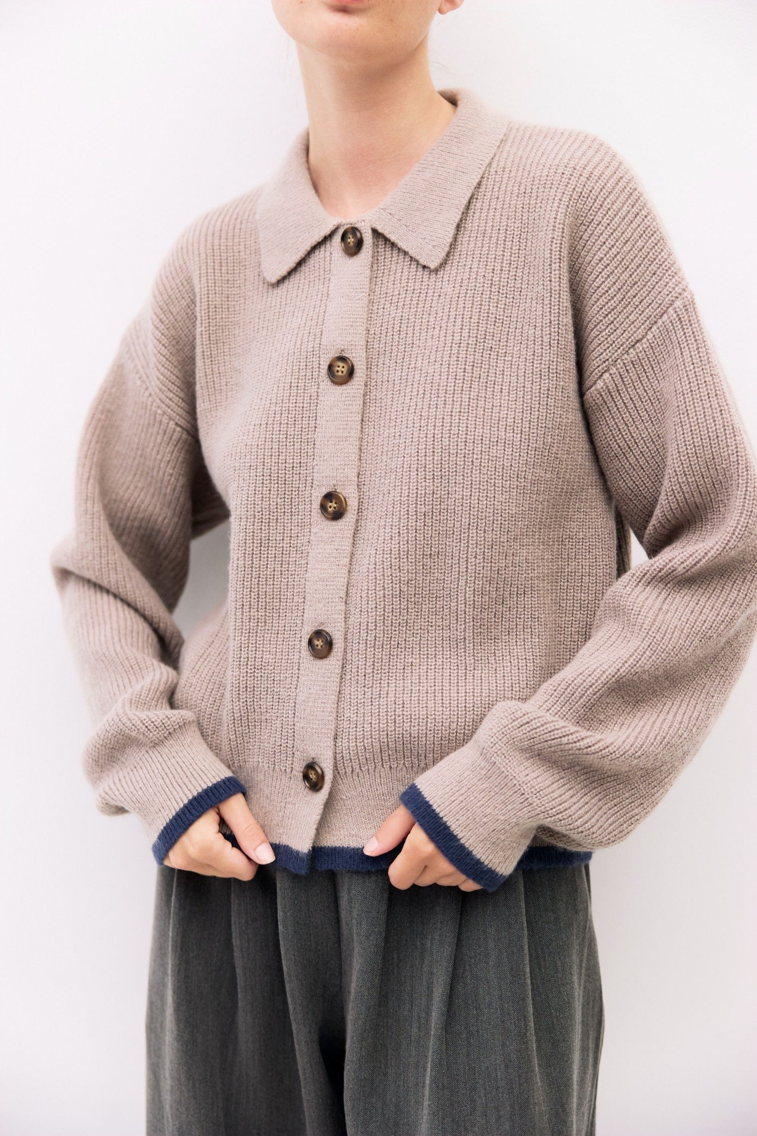 TAR0483-TAUPE-NAVY