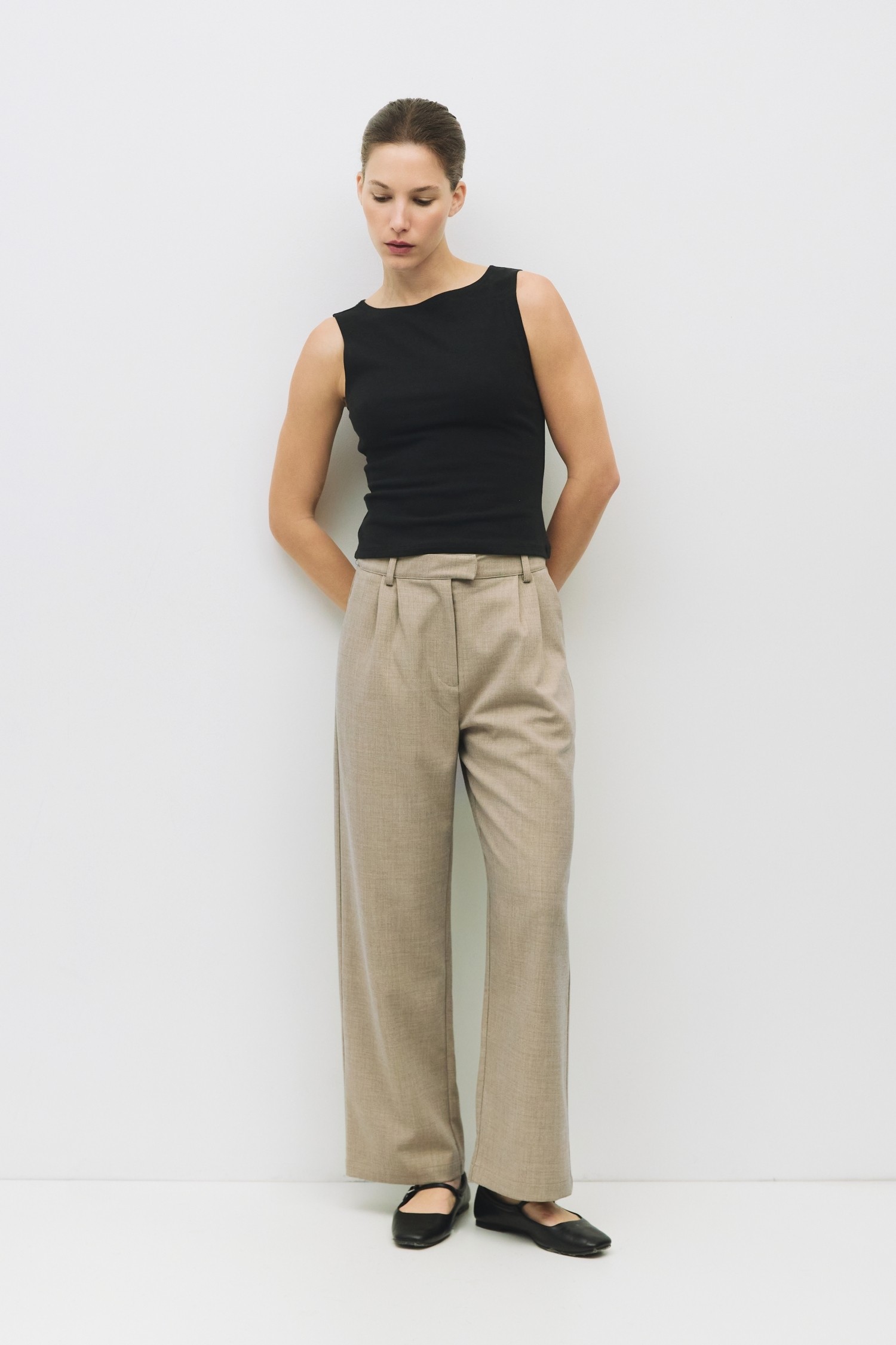 TM2057-BLACK