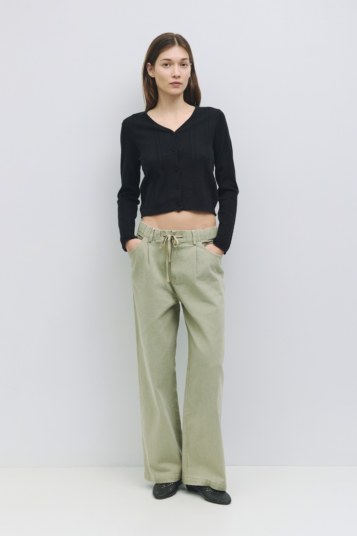 TM2070-BLACK