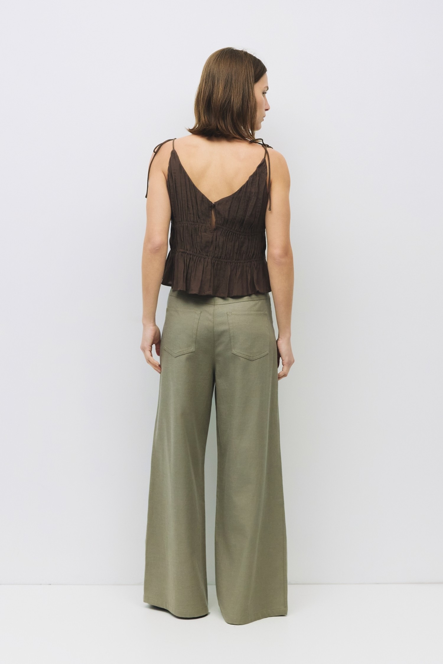 TM2102.-BROWN
