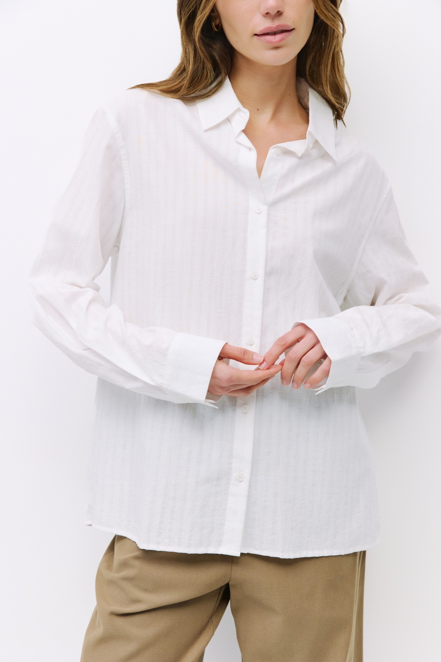 TM2105.-OFF WHITE