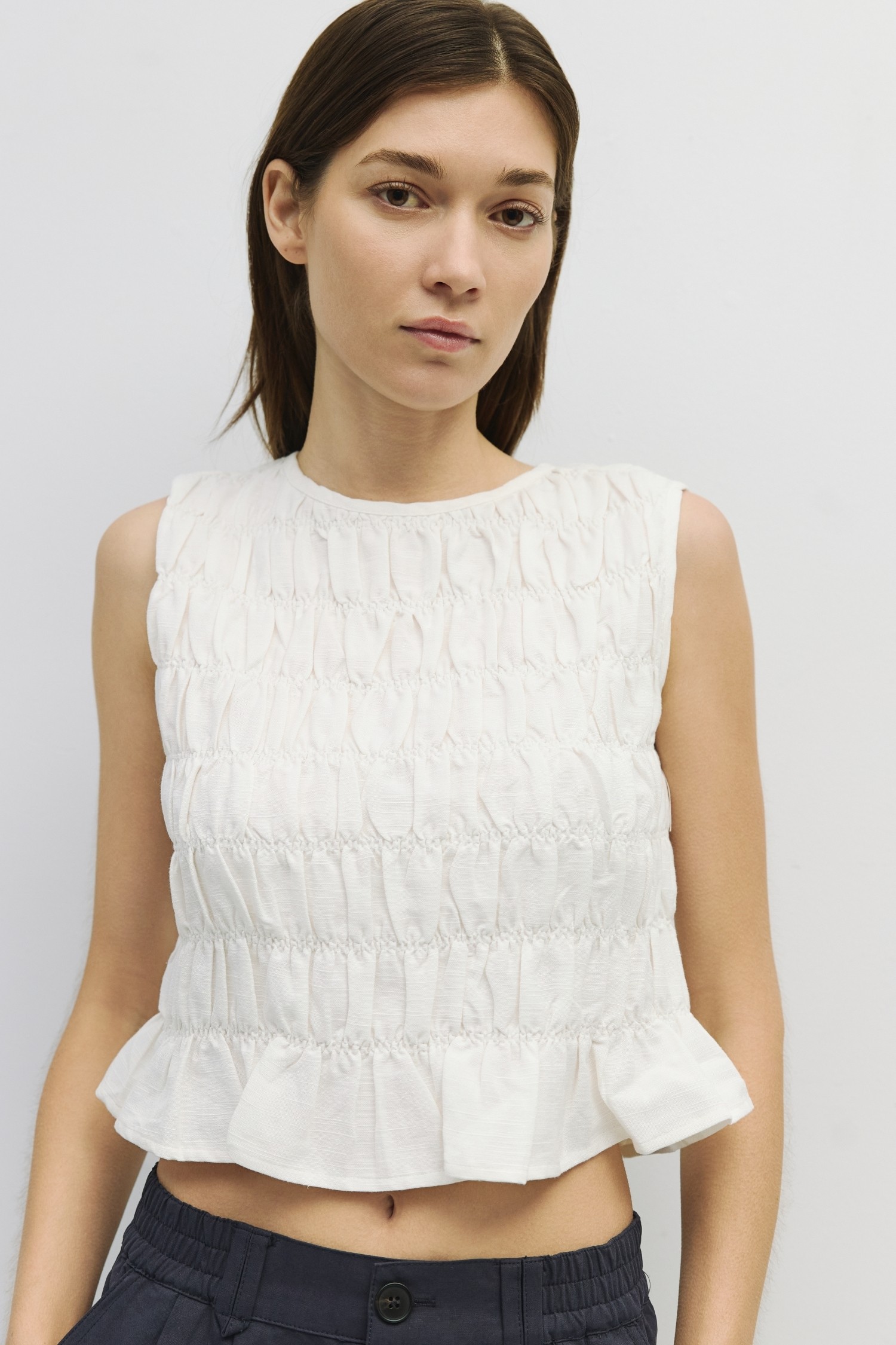 TM2136.-WHITE