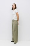 TAR0253.-WHITE